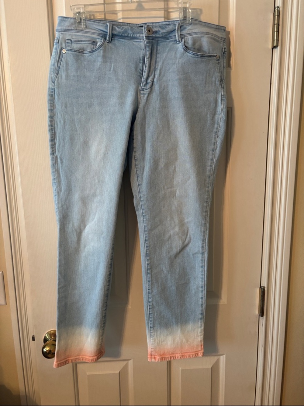Light Wash Women’s Jeans with Peach Dip-Dye Hem